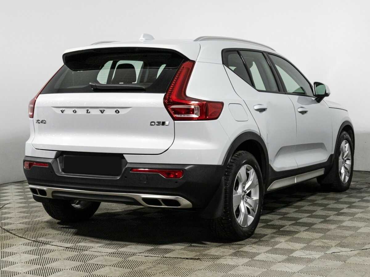Купить Volvo XC40 с пробегом. Фото: #4