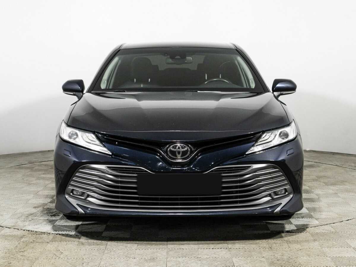 Купить Toyota Camry с пробегом. Фото: #1