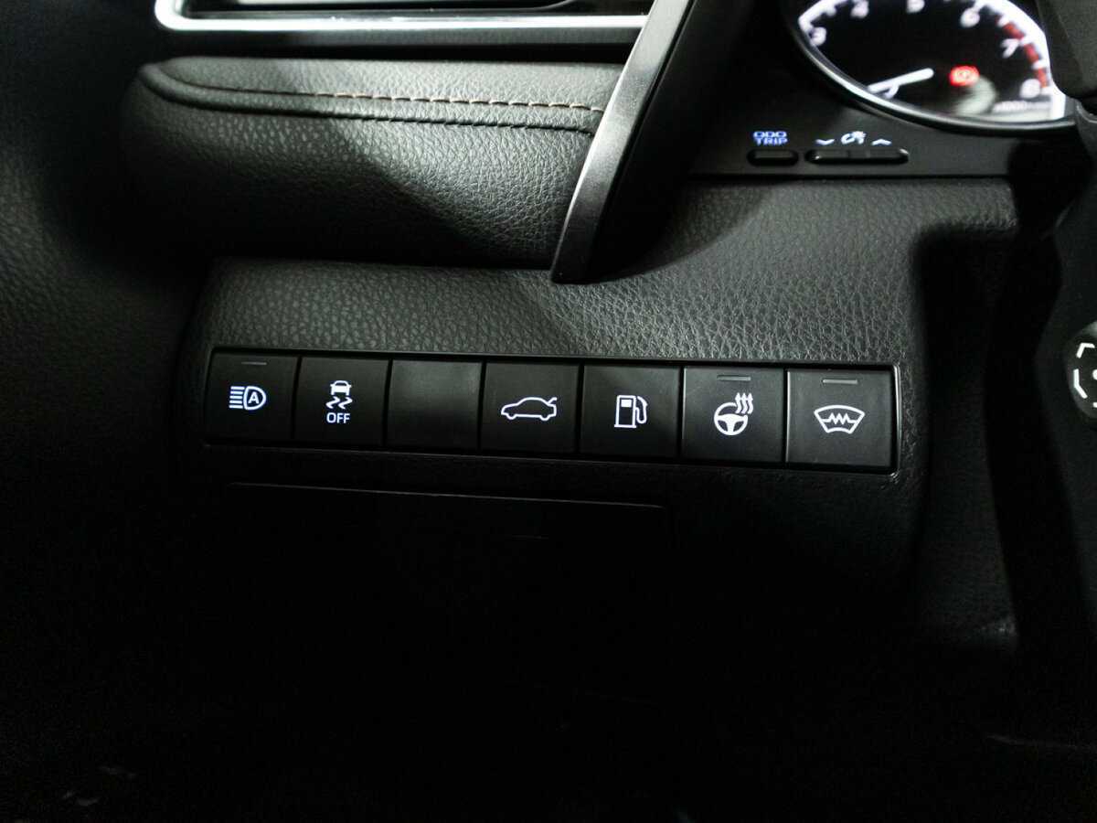 Купить Toyota Camry с пробегом. Фото: #22