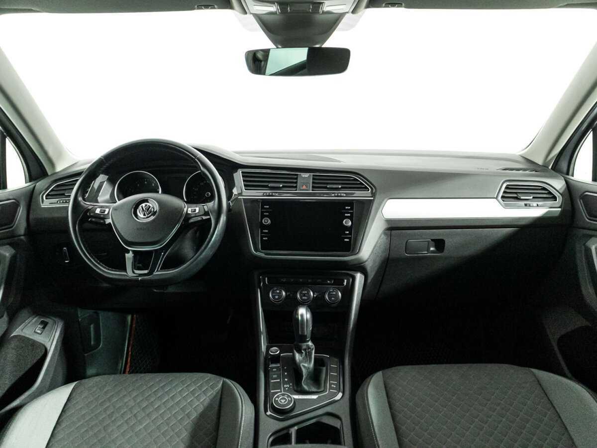 Купить Volkswagen Tiguan с пробегом. Фото: #9
