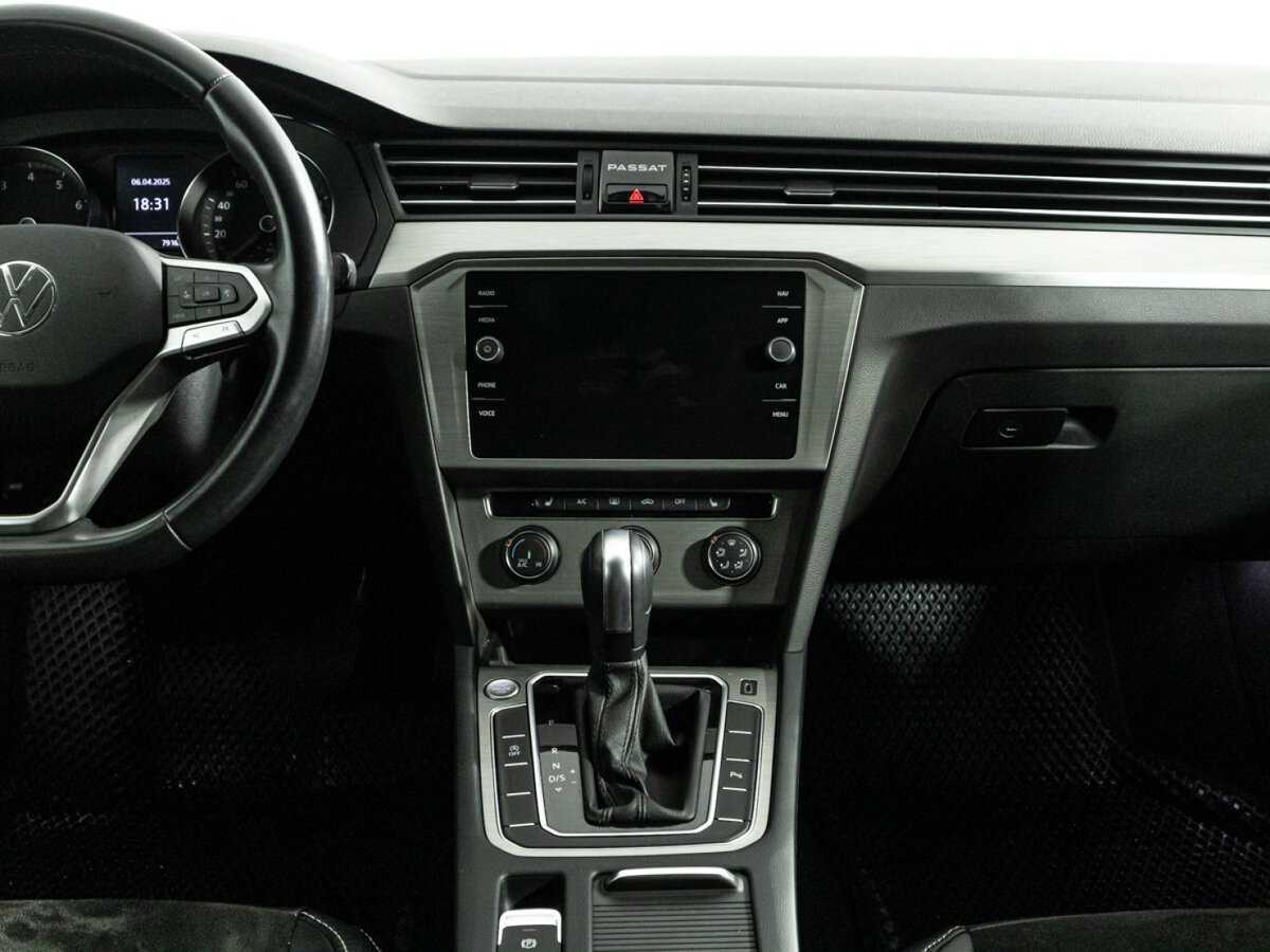 Купить Volkswagen Passat с пробегом. Фото: #13