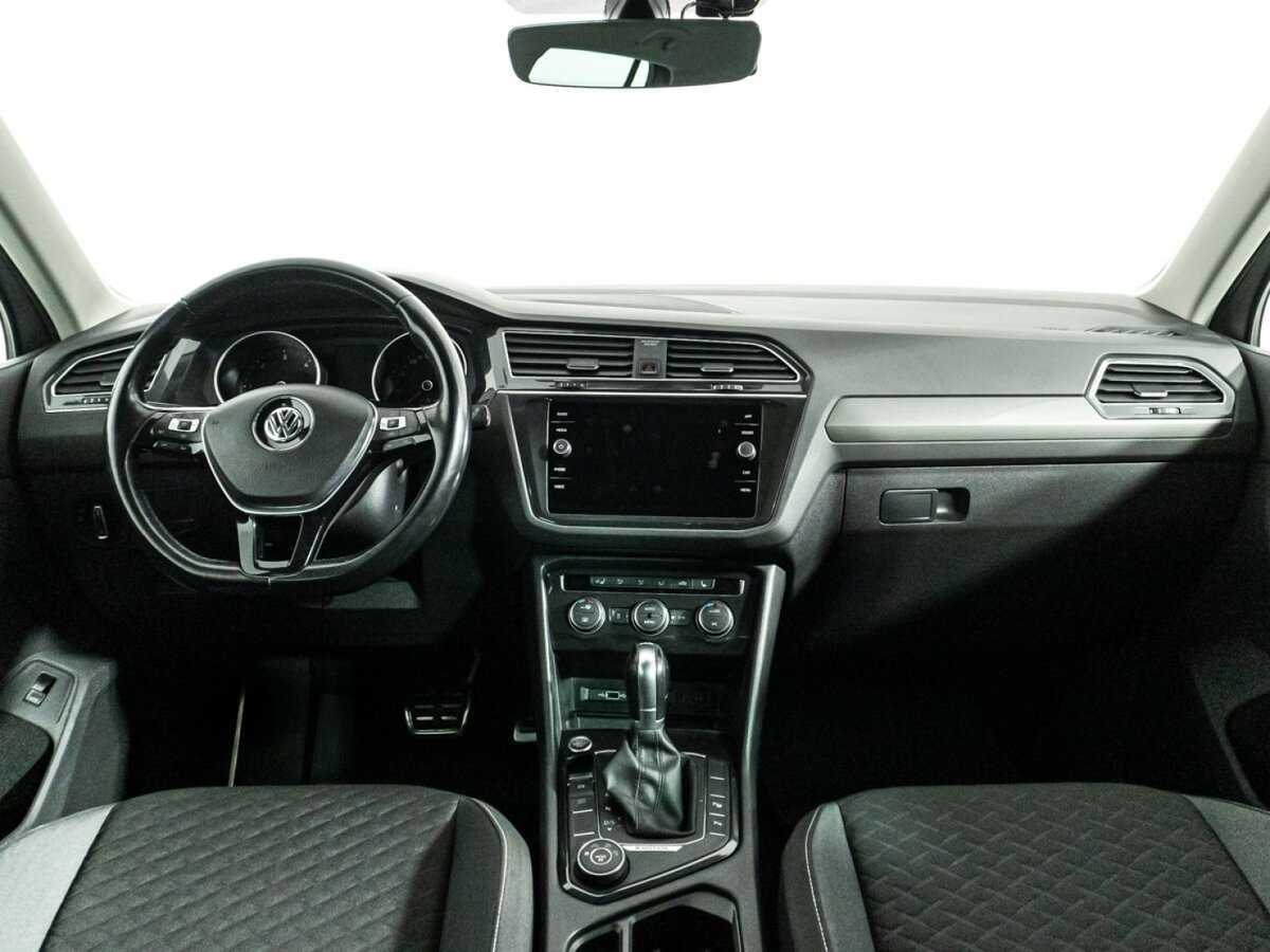 Купить Volkswagen Tiguan с пробегом. Фото: #12