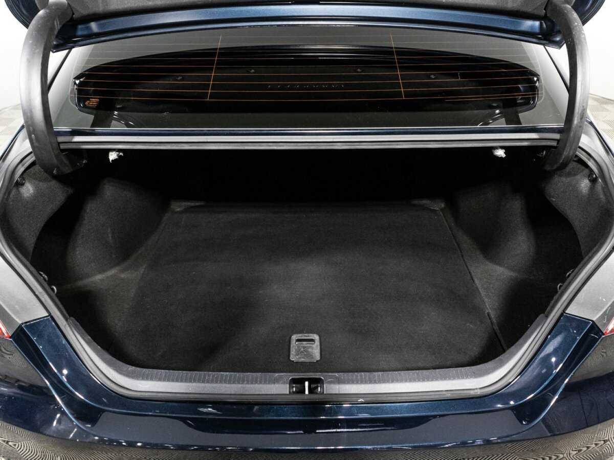 Купить Toyota Camry с пробегом. Фото: #14