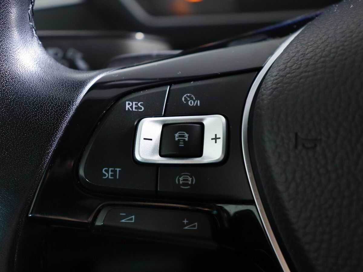 Купить Volkswagen Tiguan с пробегом. Фото: #16