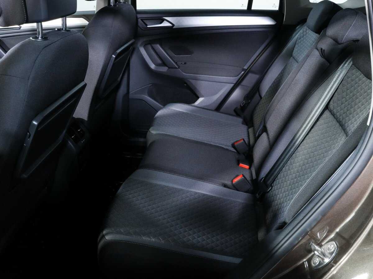 Купить Volkswagen Tiguan с пробегом. Фото: #6