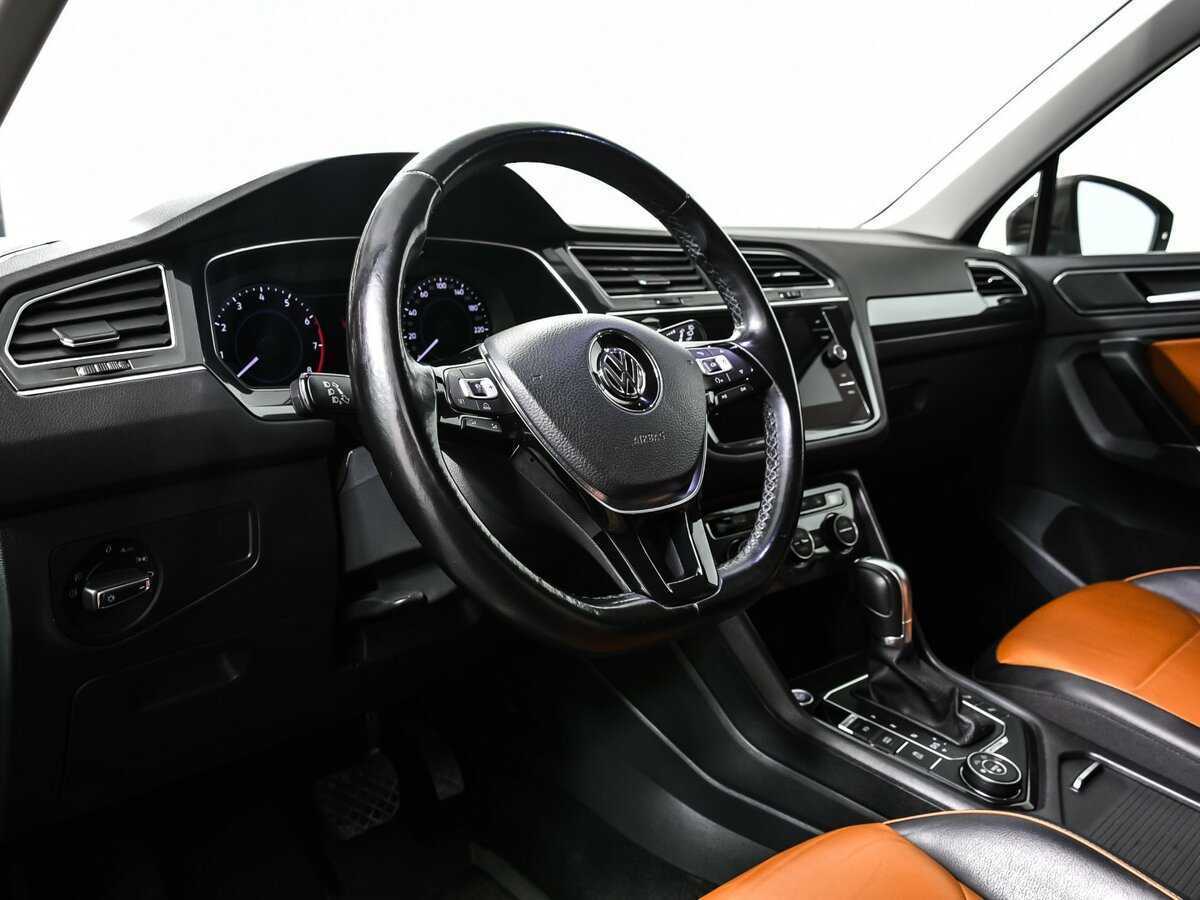 Купить Volkswagen Tiguan с пробегом. Фото: #12