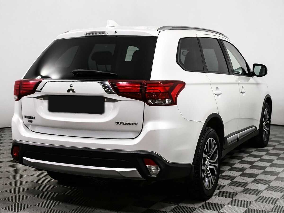 Купить Mitsubishi Outlander с пробегом. Фото: #4