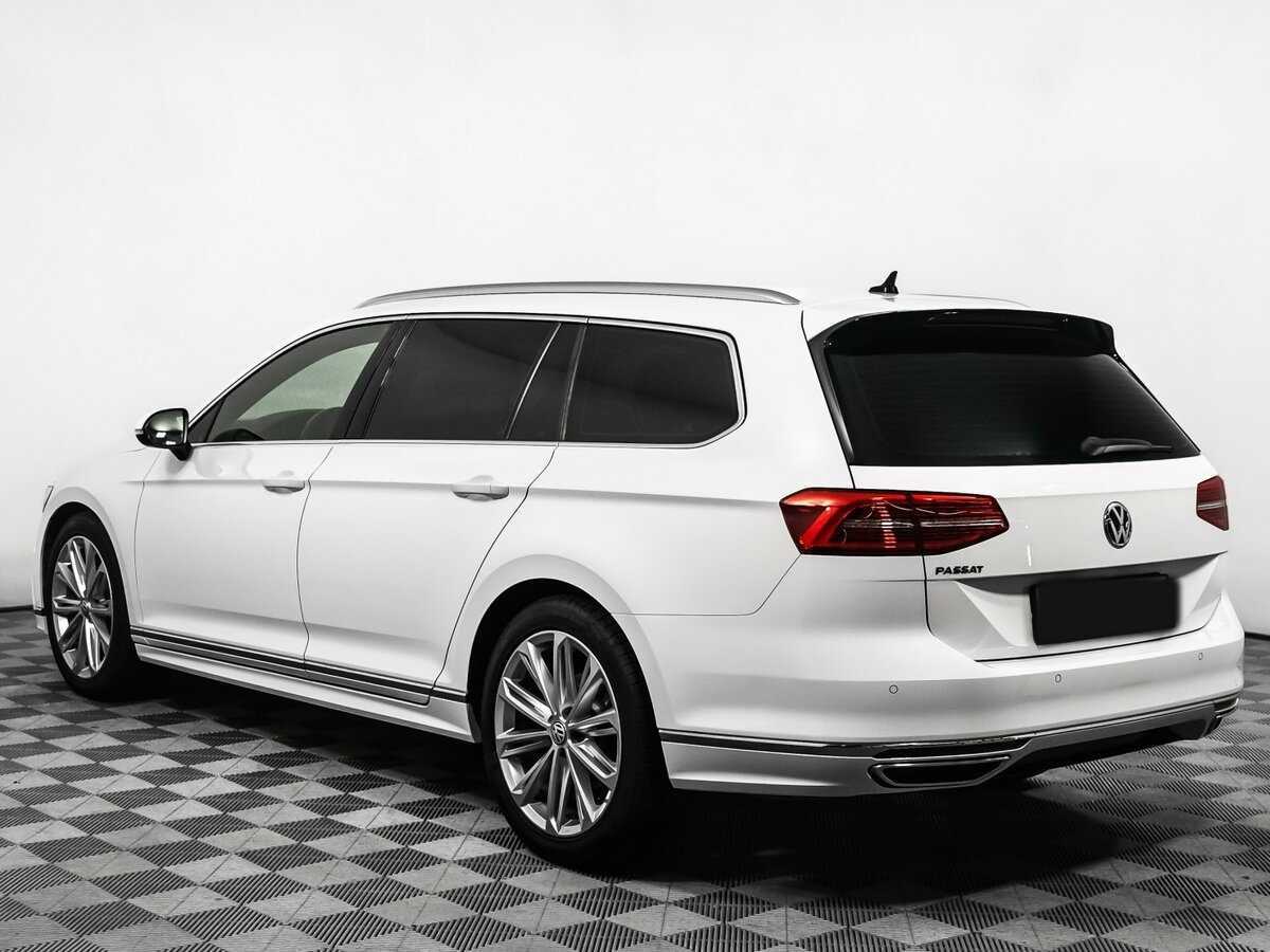 Купить Volkswagen Passat с пробегом. Фото: #6