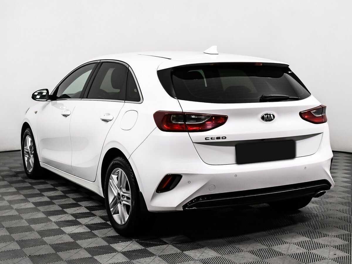 Купить Kia Ceed с пробегом. Фото: #6