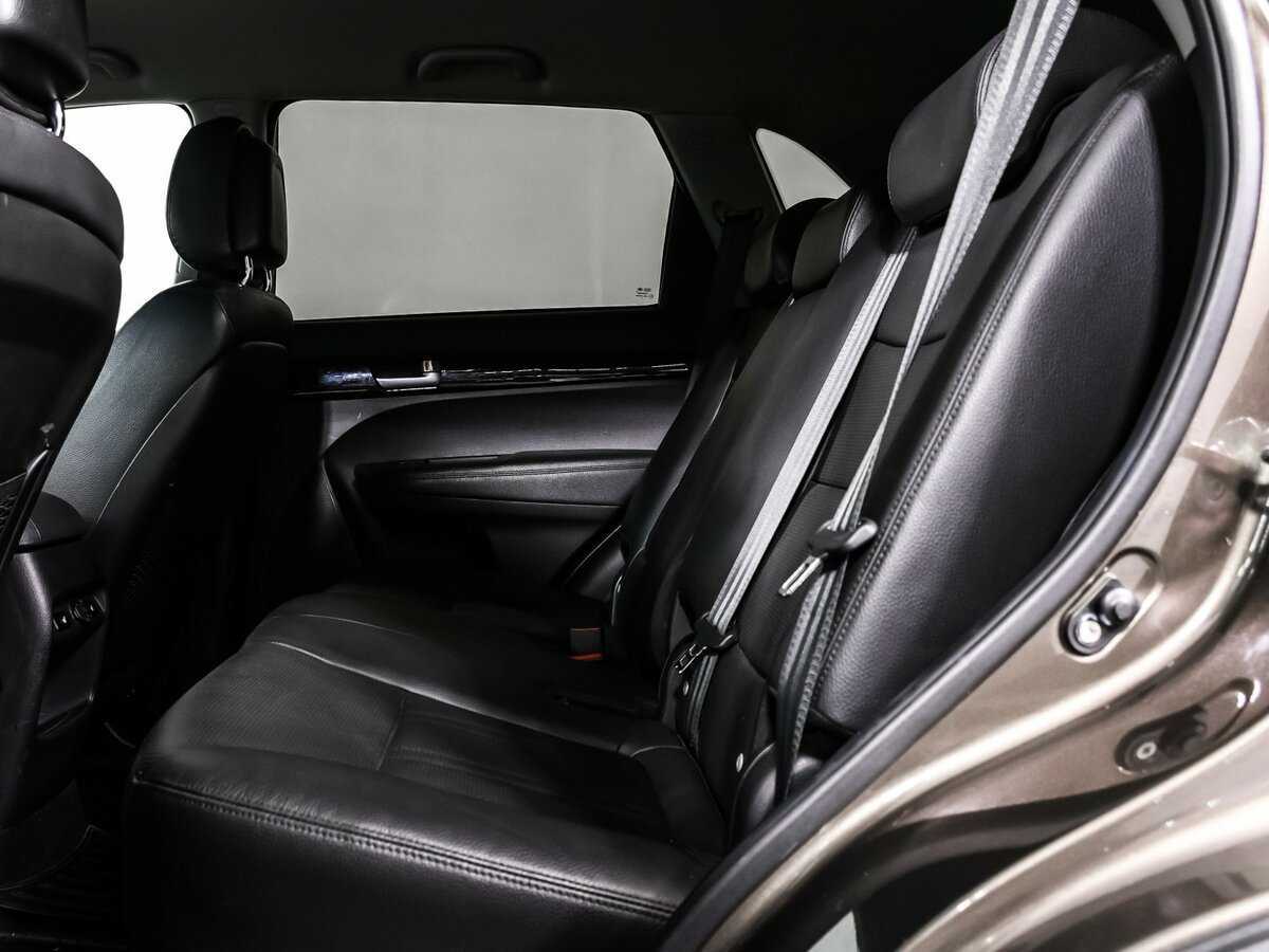 Купить Kia Sorento с пробегом. Фото: #12