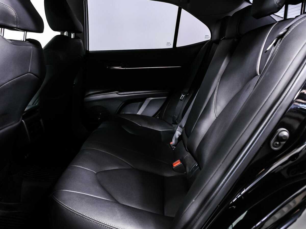 Купить Toyota Camry с пробегом. Фото: #12