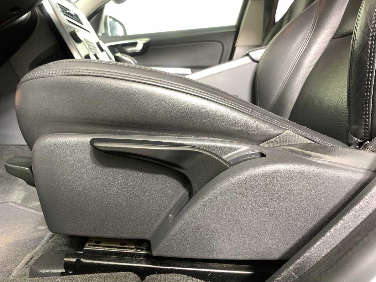 Купить Volvo S60 с пробегом. Фото: #15