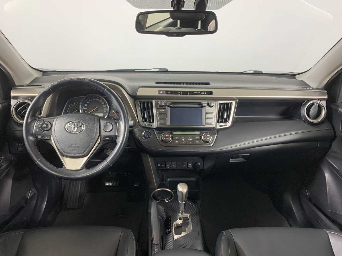 Купить Toyota RAV4 с пробегом. Фото: #12