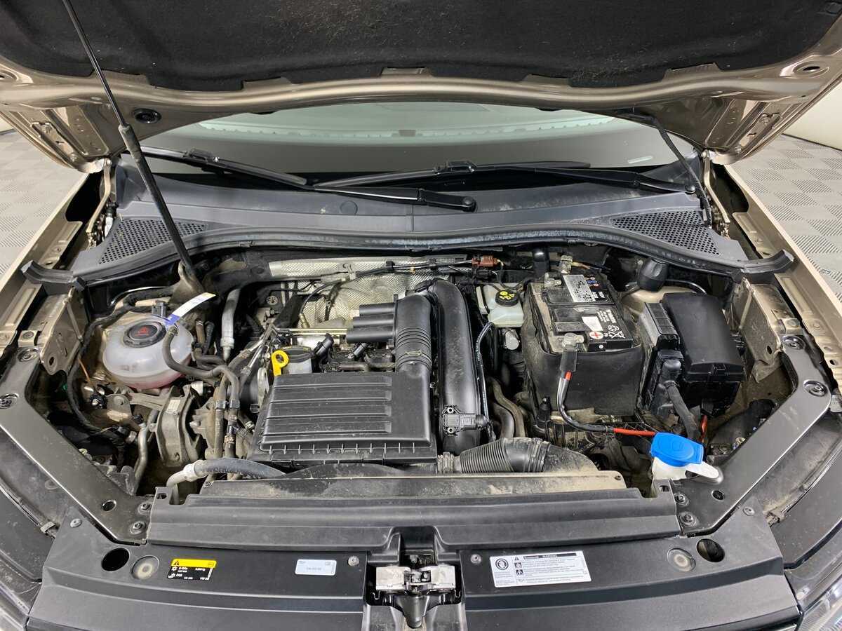 Купить Volkswagen Tiguan с пробегом. Фото: #10