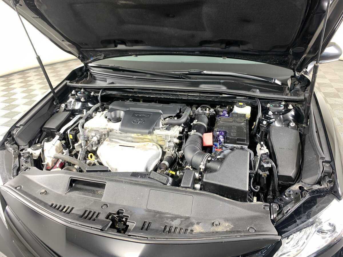 Купить Toyota Camry с пробегом. Фото: #10