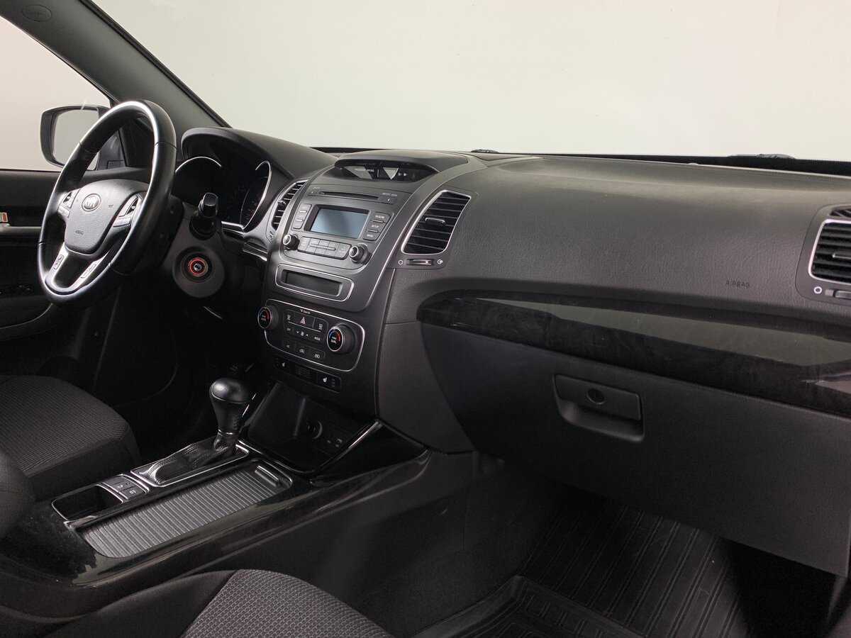 Купить Kia Sorento с пробегом. Фото: #13