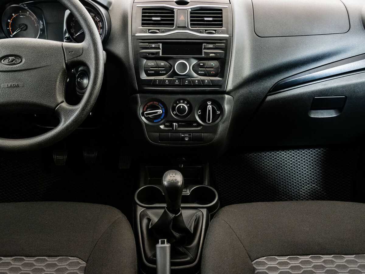 Купить Lada (ВАЗ) Granta с пробегом. Фото: #9