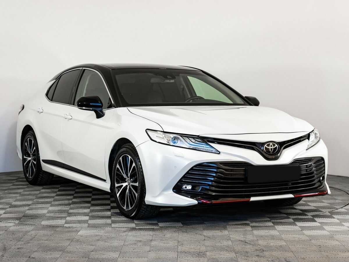 Купить Toyota Camry с пробегом. Фото: #2
