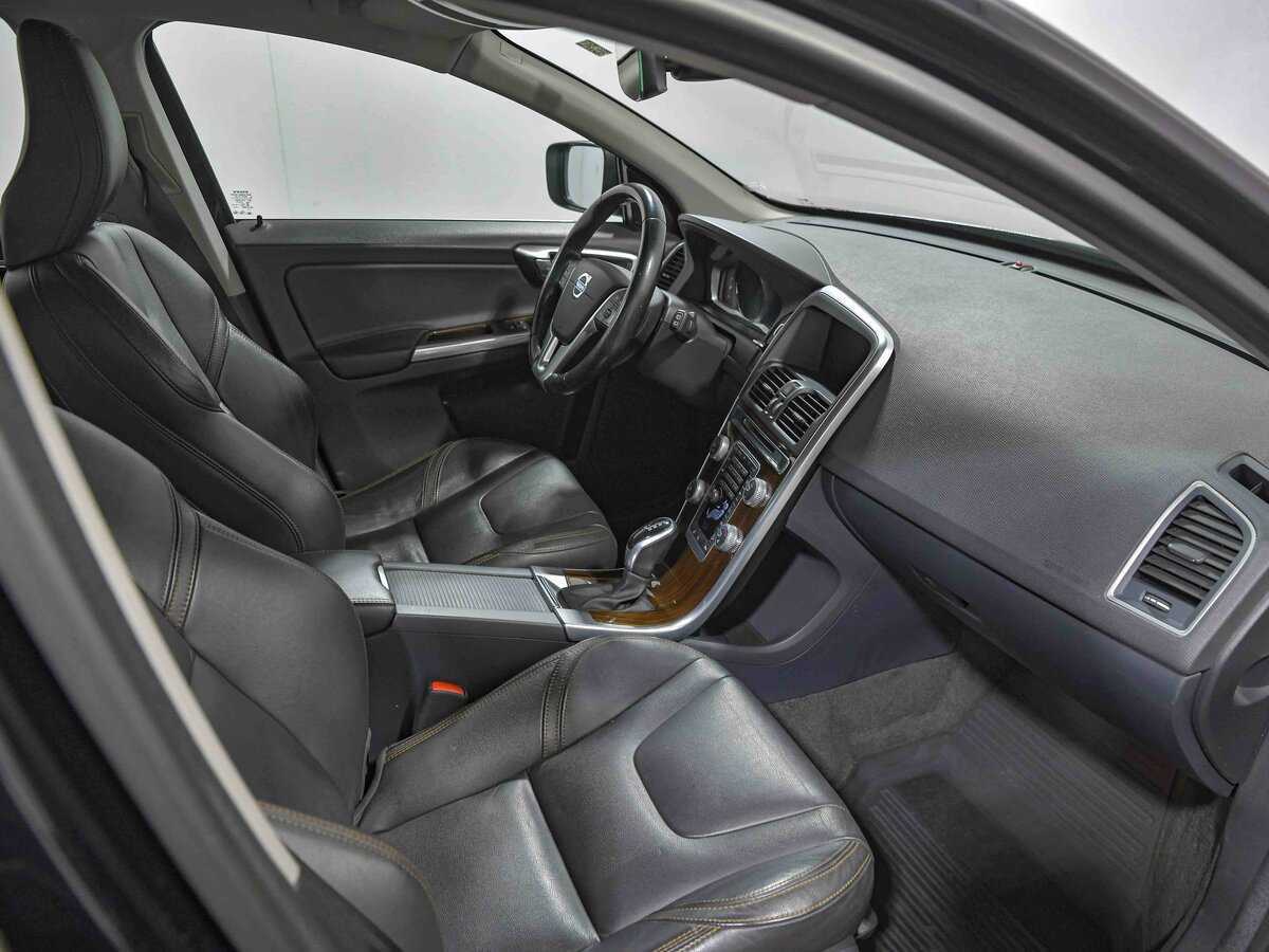 Купить Volvo XC60 с пробегом. Фото: #15