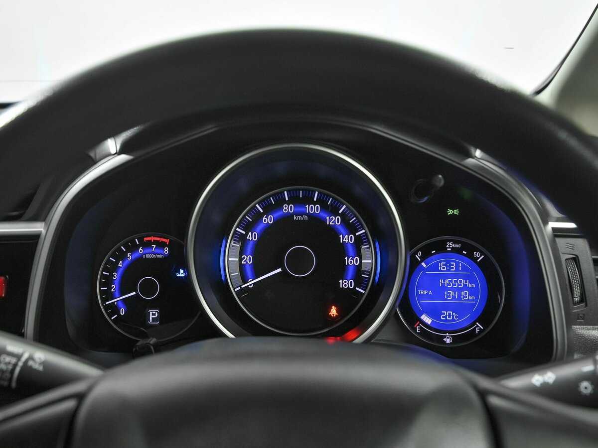 Купить Honda Fit с пробегом. Фото: #5