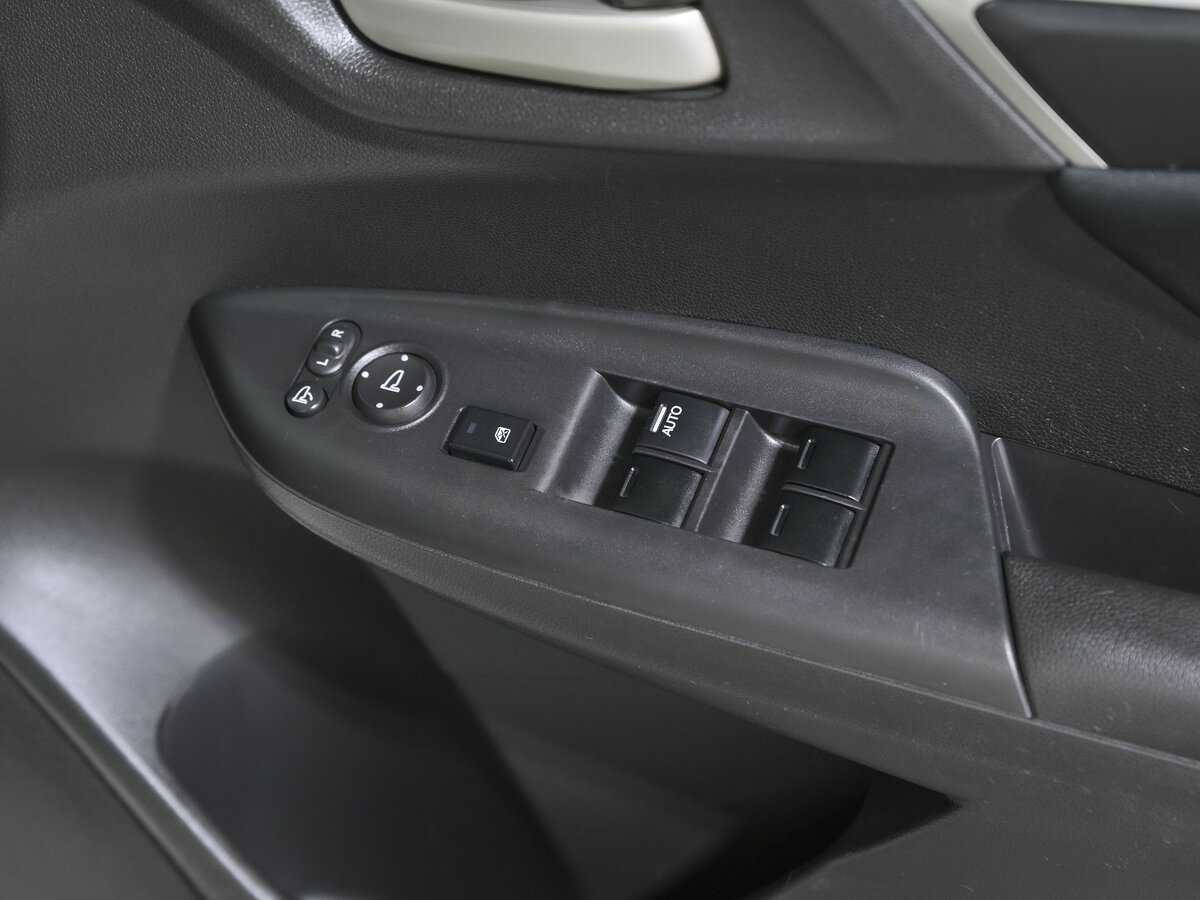 Купить Honda Fit с пробегом. Фото: #13