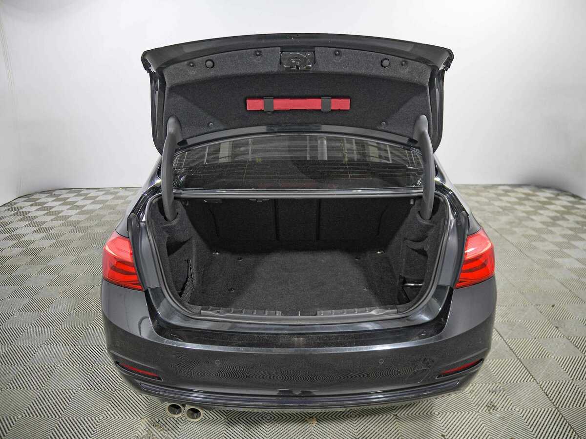 Купить BMW 3 серии с пробегом. Фото: #17