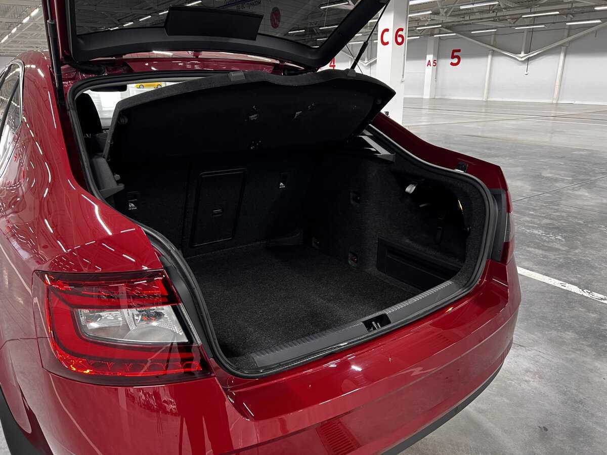 Купить Skoda Octavia с пробегом. Фото: #9