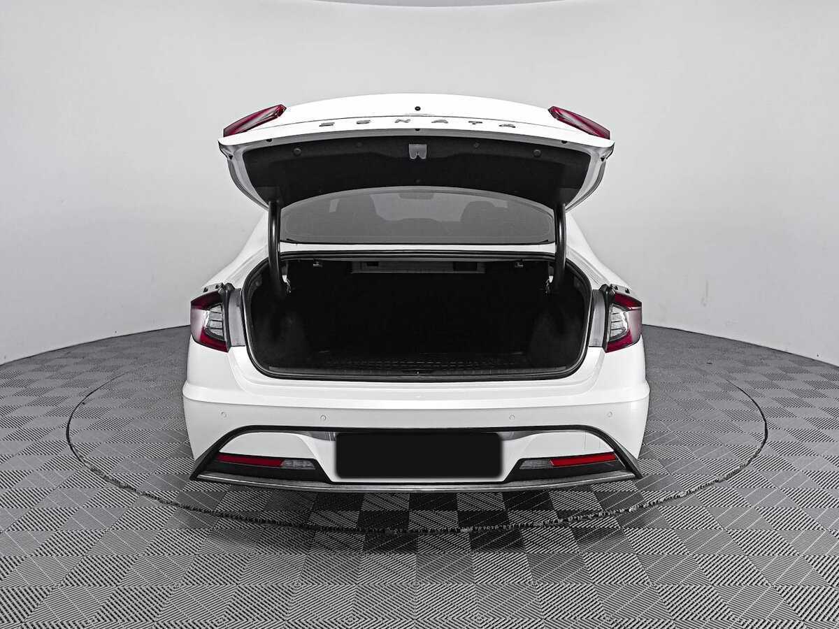 Купить Hyundai Sonata с пробегом. Фото: #9