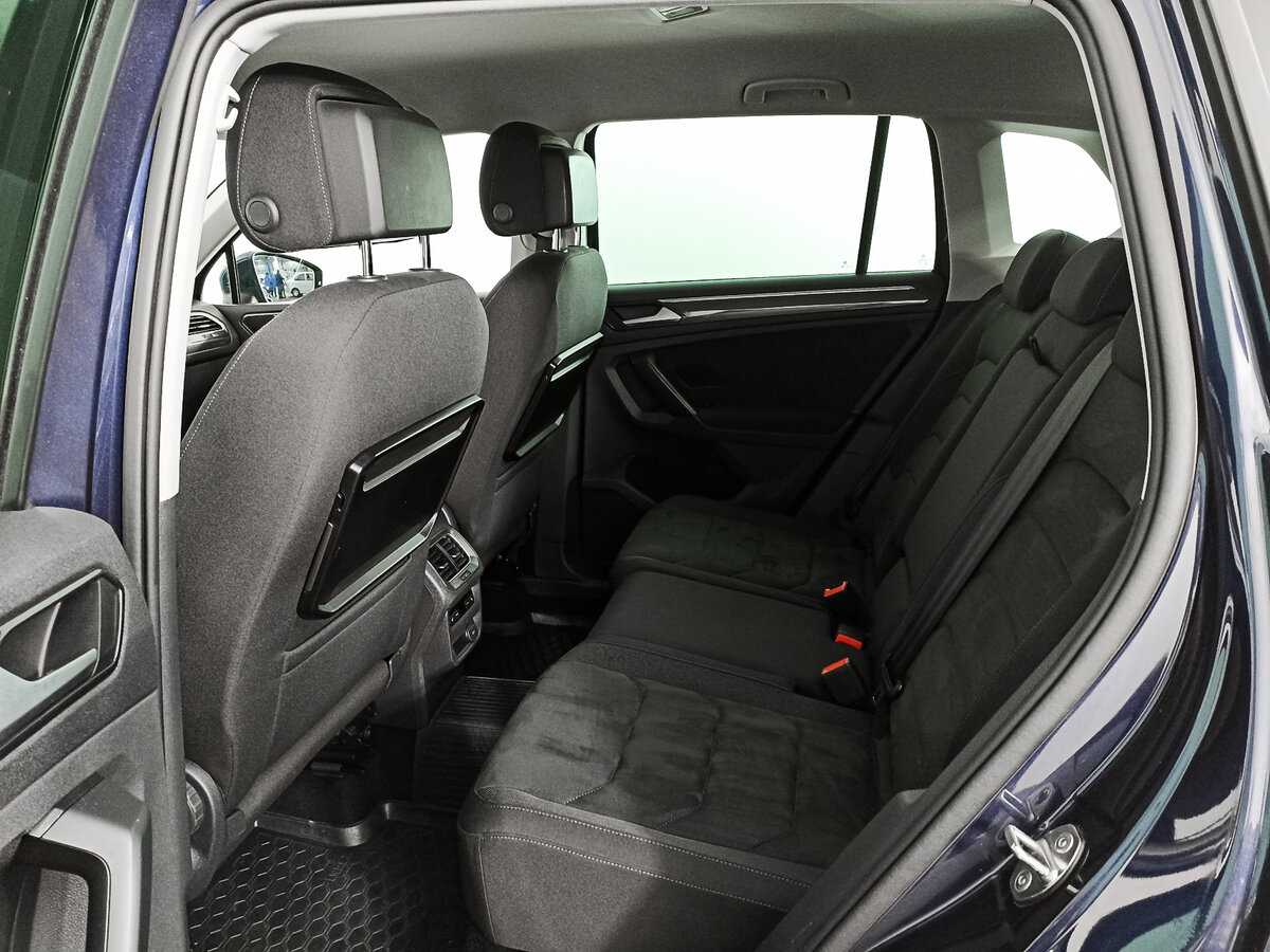 Купить Volkswagen Tiguan с пробегом. Фото: #8