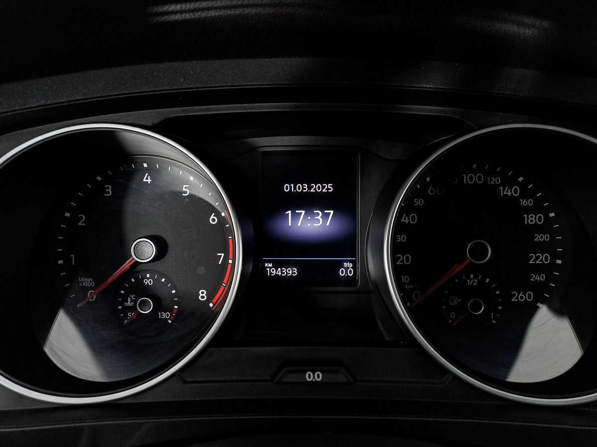 Купить Volkswagen Tiguan с пробегом. Фото: #9