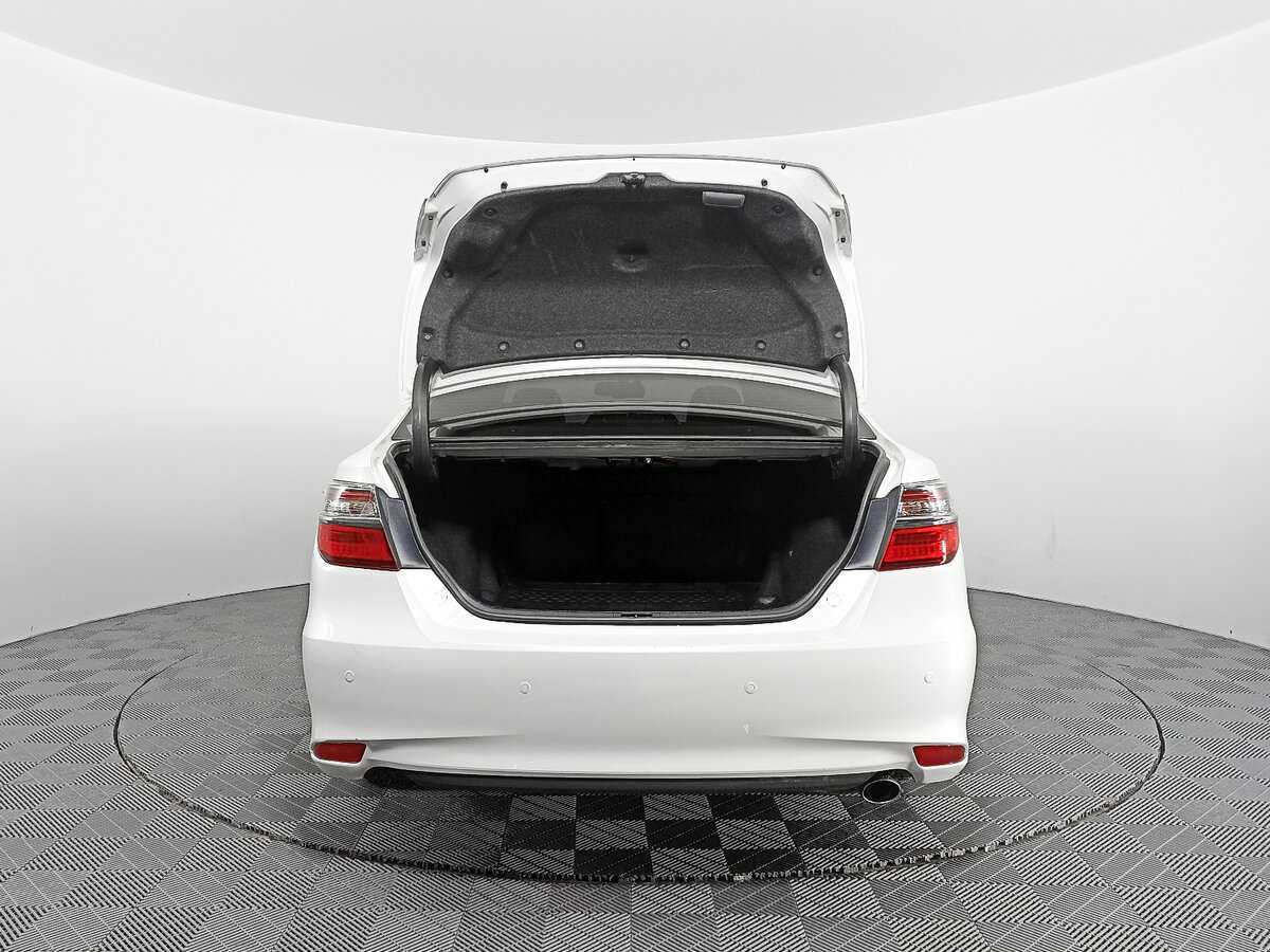 Купить Toyota Camry с пробегом. Фото: #9