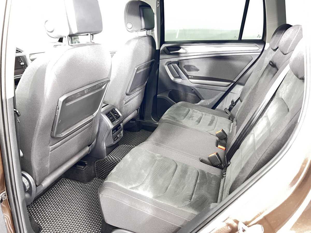 Купить Volkswagen Tiguan с пробегом. Фото: #8