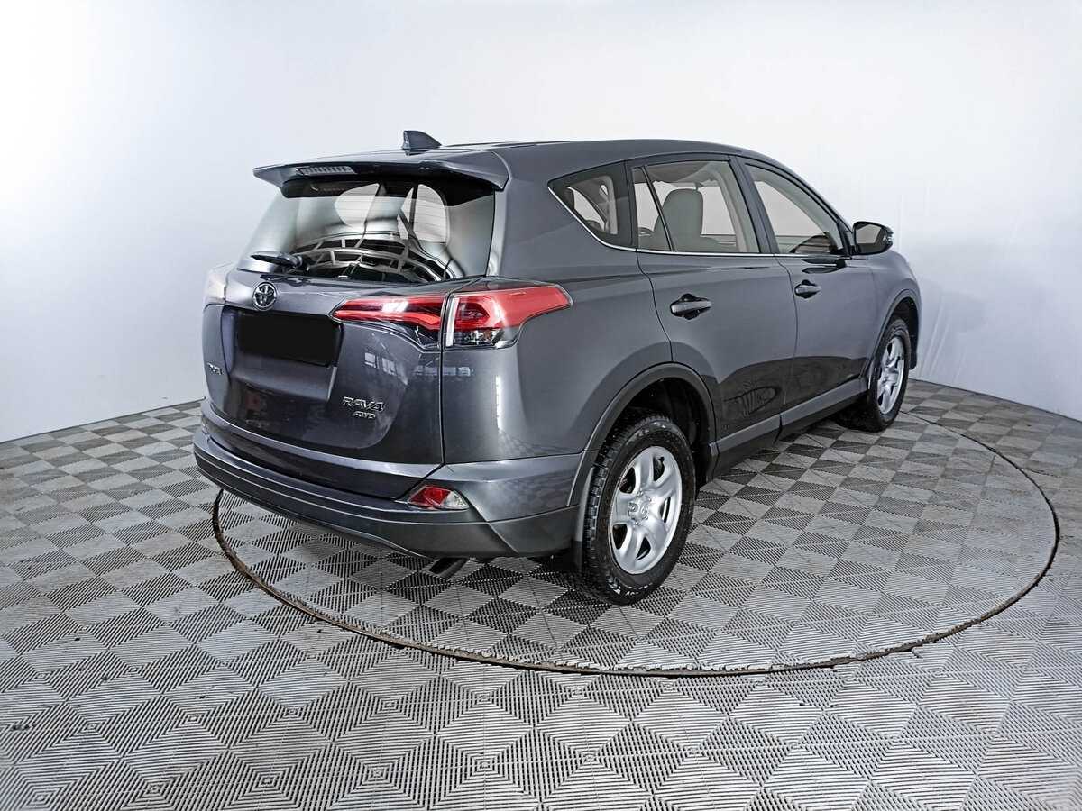 Купить Toyota RAV4 с пробегом. Фото: #4