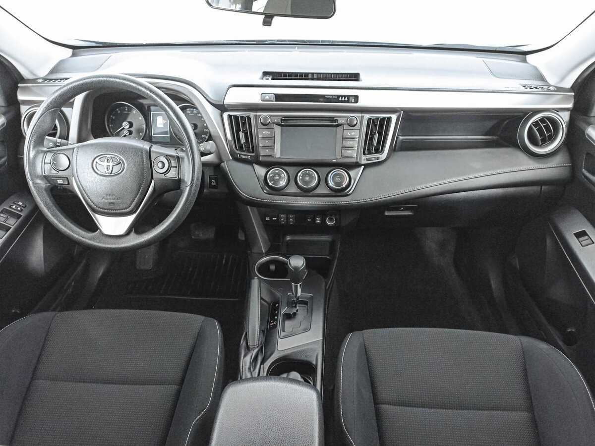 Купить Toyota RAV4 с пробегом. Фото: #12
