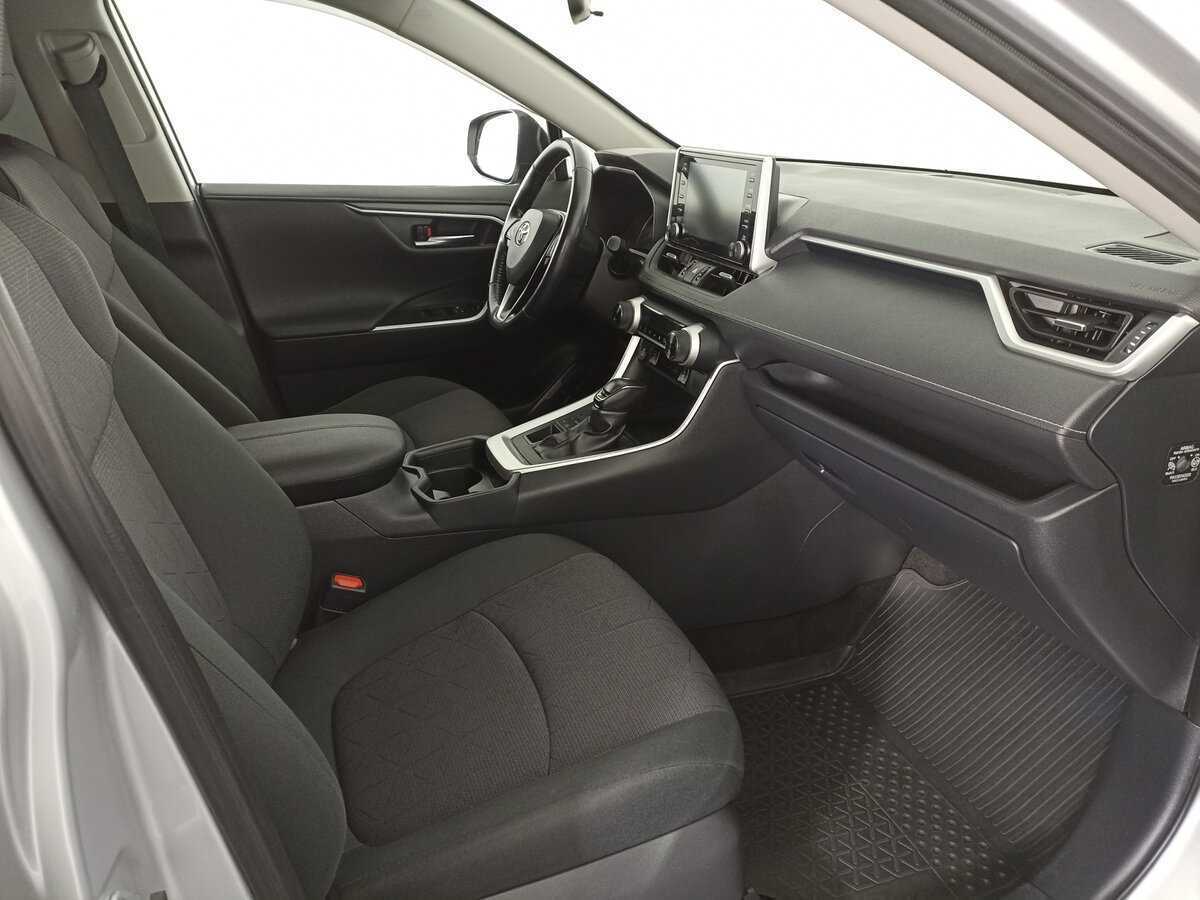 Купить Toyota RAV4 с пробегом. Фото: #10