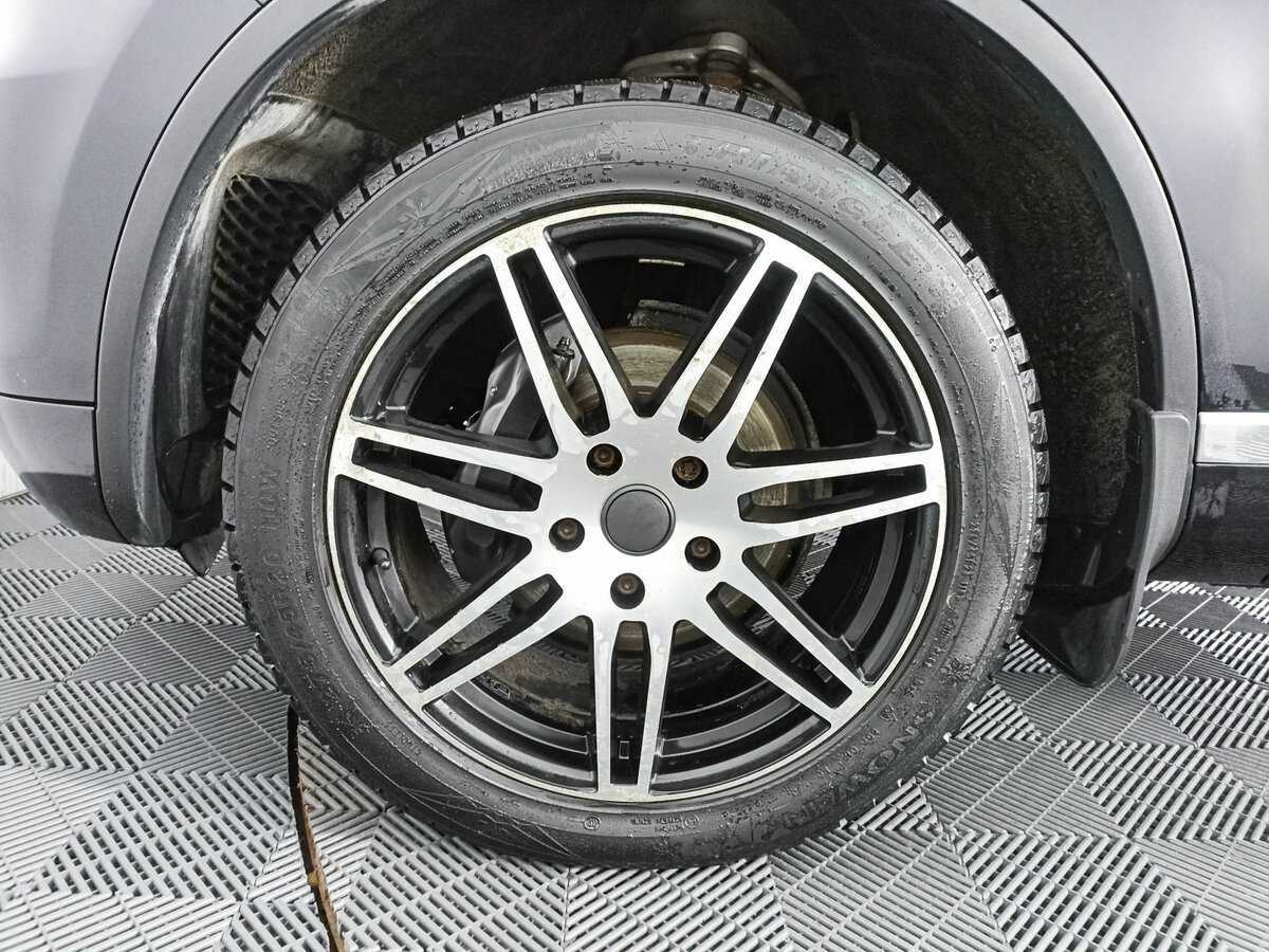 Купить Volkswagen Touareg с пробегом. Фото: #14