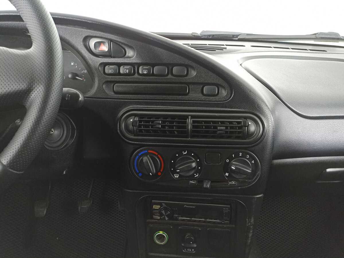 Купить Chevrolet Niva с пробегом. Фото: #14