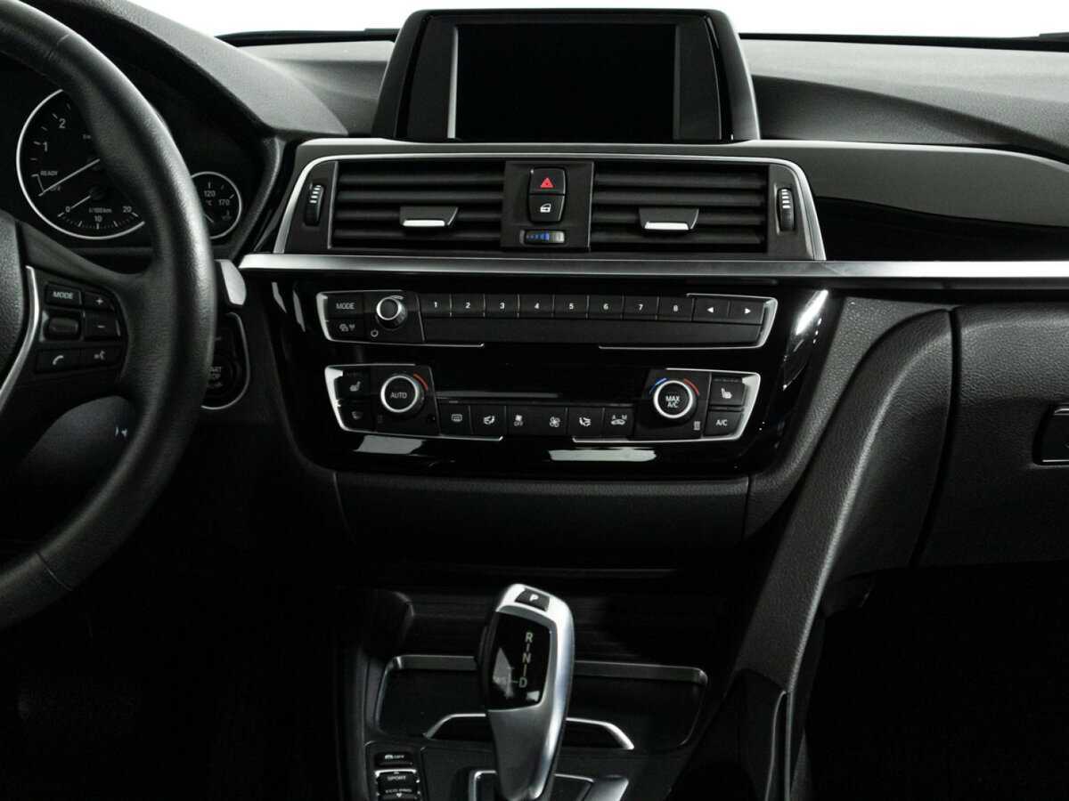 Купить BMW 3 серии с пробегом. Фото: #13