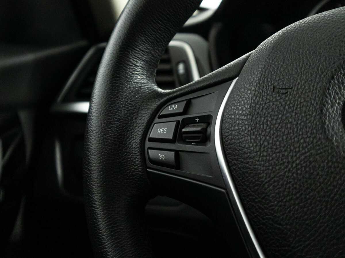 Купить BMW 3 серии с пробегом. Фото: #20