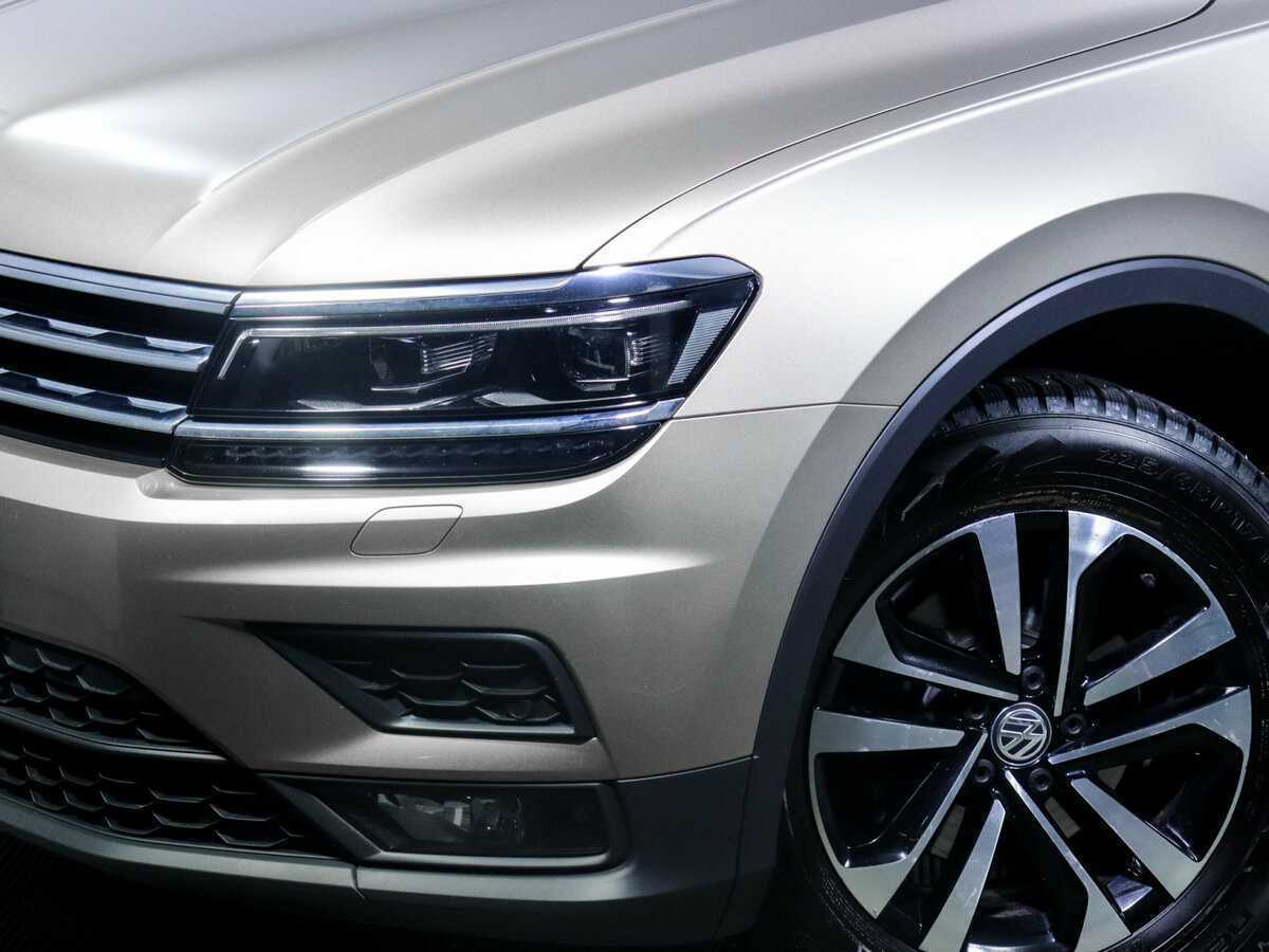 Купить Volkswagen Tiguan с пробегом. Фото: #12
