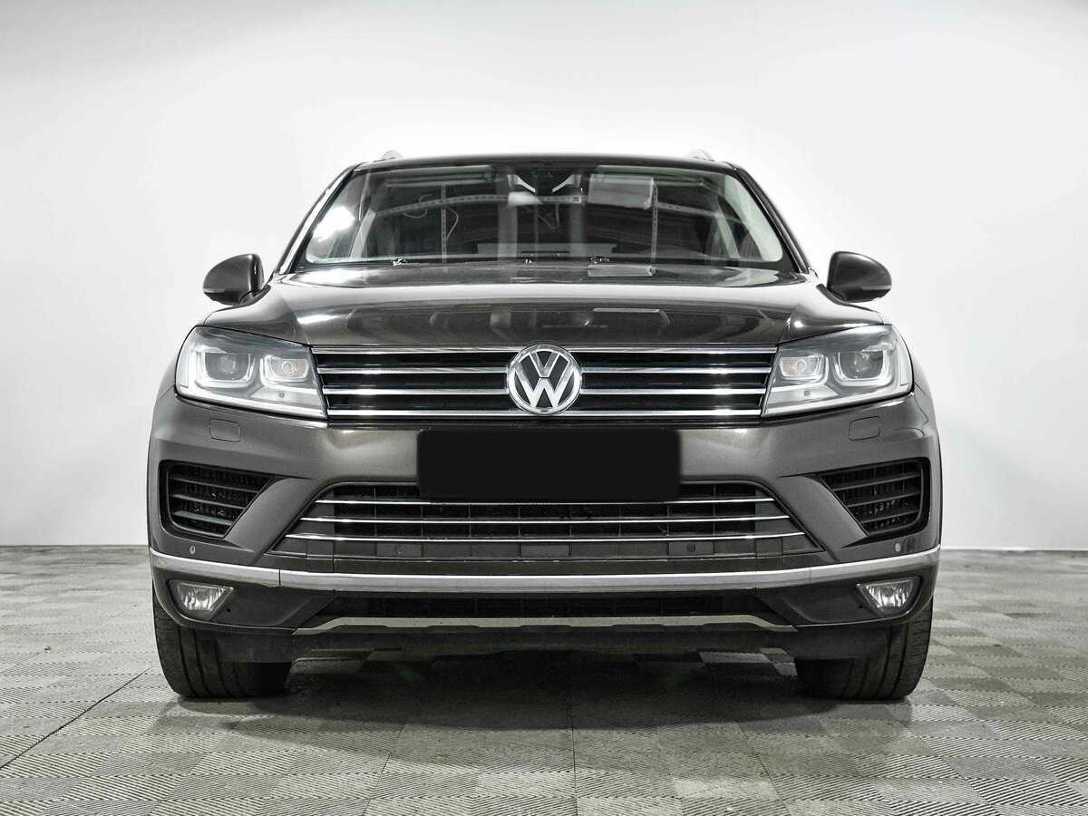 Купить Volkswagen Touareg с пробегом. Фото: #1