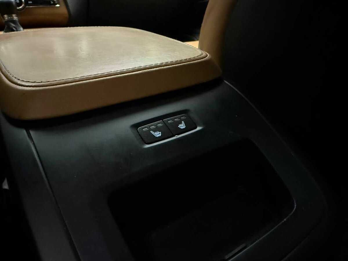 Купить Volvo XC90 с пробегом. Фото: #16