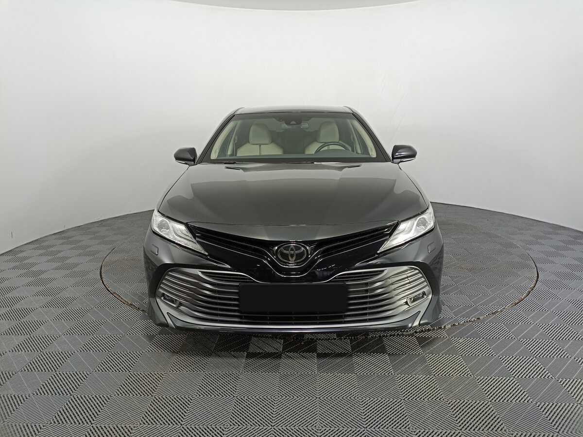 Купить Toyota Camry с пробегом. Фото: #1