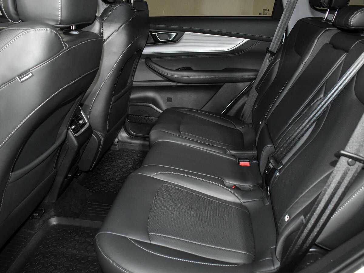 Купить Chery Tiggo 8 Pro Max с пробегом. Фото: #9