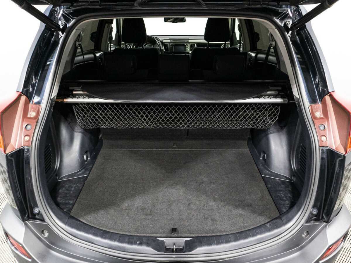 Купить Toyota RAV4 с пробегом. Фото: #14