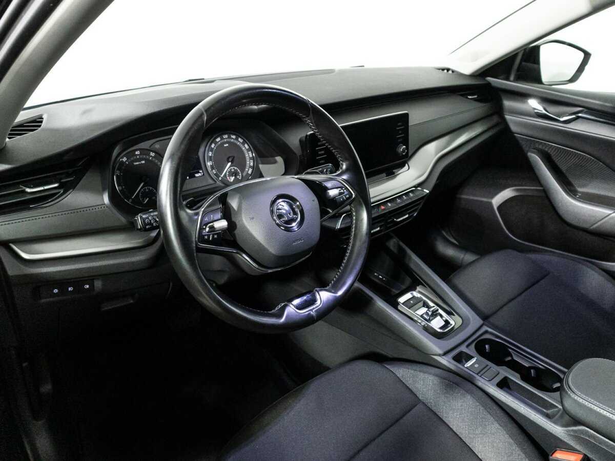 Купить Skoda Octavia с пробегом. Фото: #10