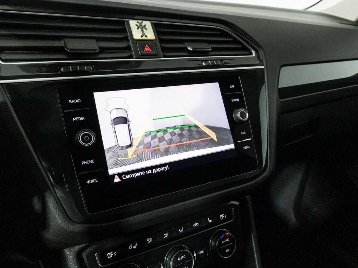 Купить Volkswagen Tiguan с пробегом. Фото: #15