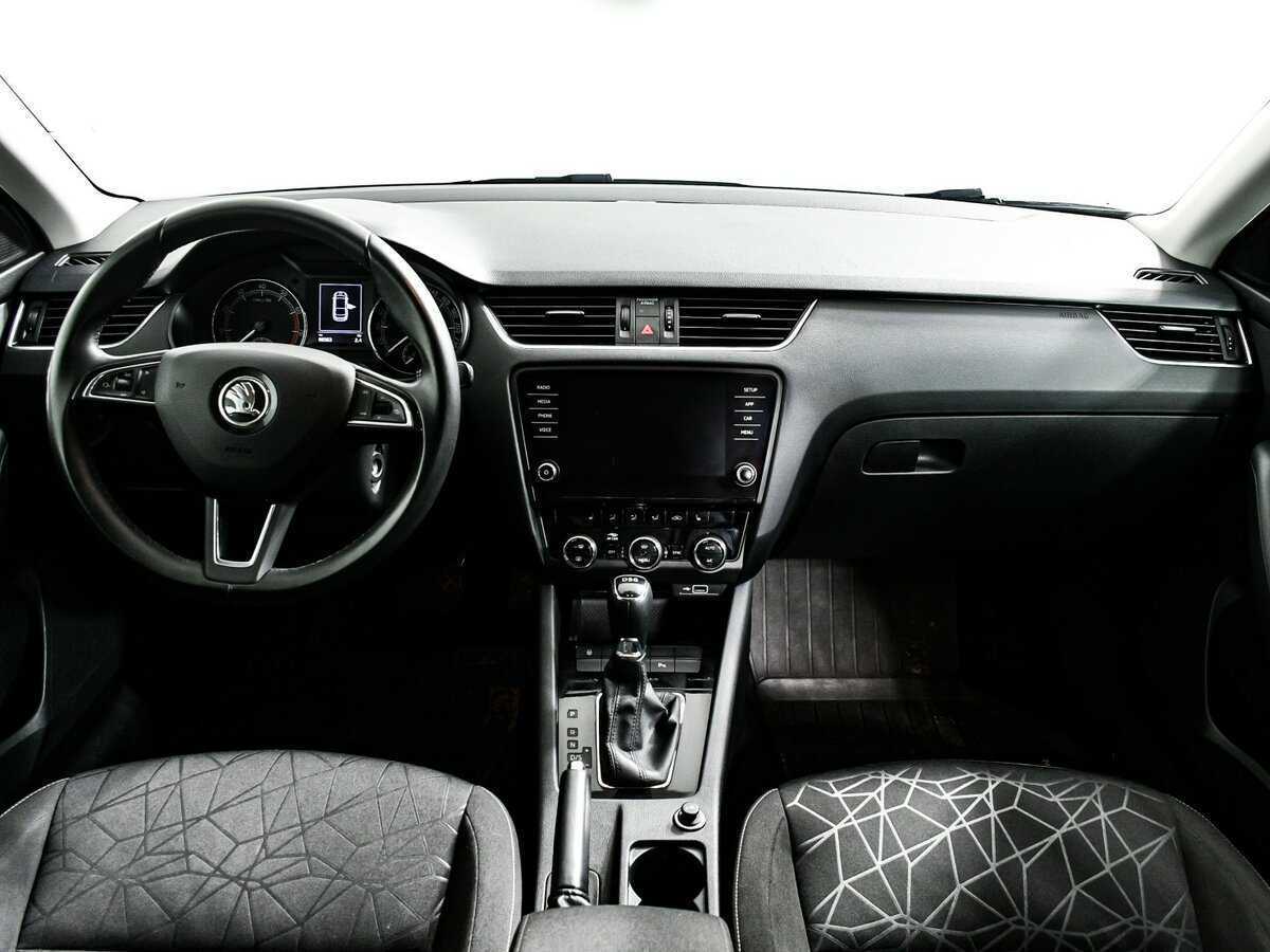 Купить Skoda Octavia с пробегом. Фото: #8