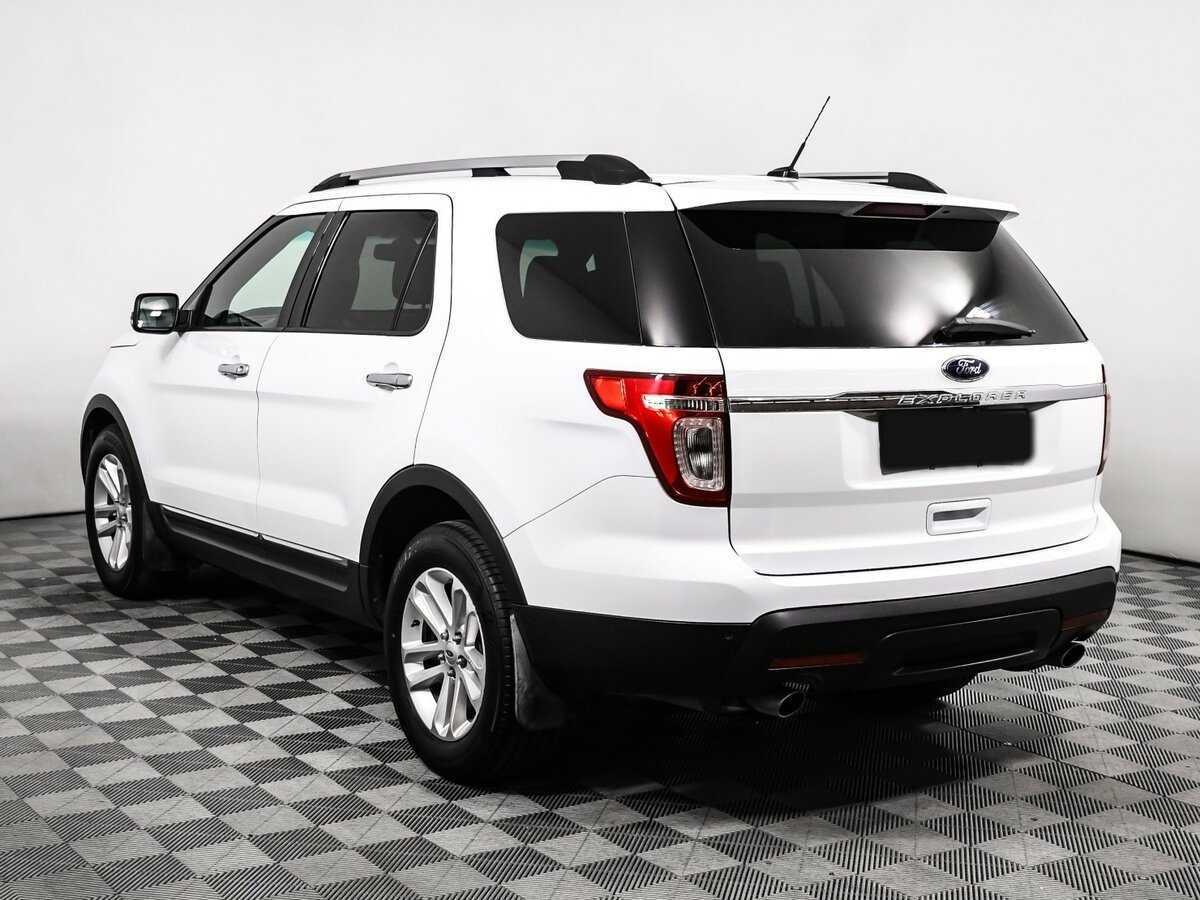 Купить Ford Explorer с пробегом. Фото: #6