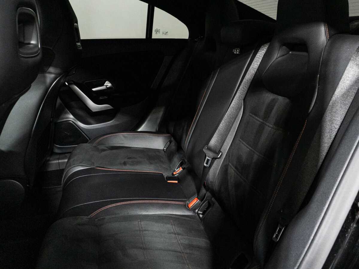 Купить Mercedes-Benz CLA с пробегом. Фото: #9